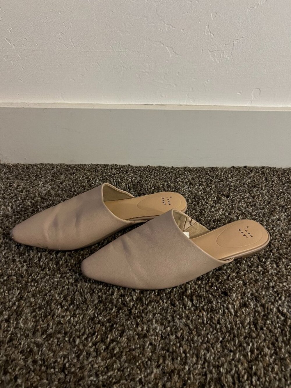 A New Day beige pointed toe mules / flats - women's 9.5